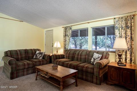 3332 Cedar Dr, Overgaard, AZ 85933 photo 2