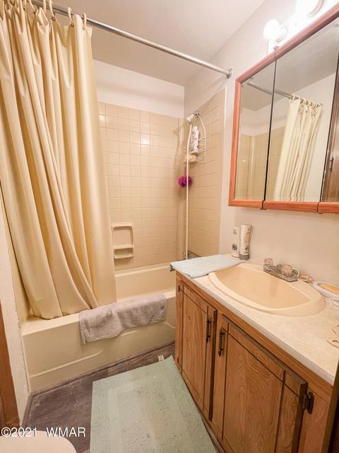 3394 Apache Dr, Overgaard, AZ 85933 photo 12