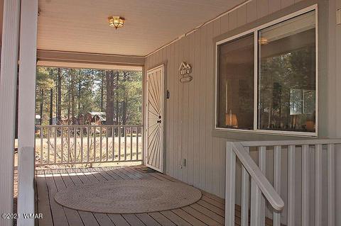 2043 Timber Trail Loop, Overgaard, AZ 85928 photo 4