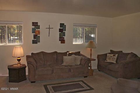 2043 Timber Trail Loop, Overgaard, AZ 85928 photo 9