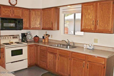 2043 Timber Trail Loop, Overgaard, AZ 85928 photo 12
