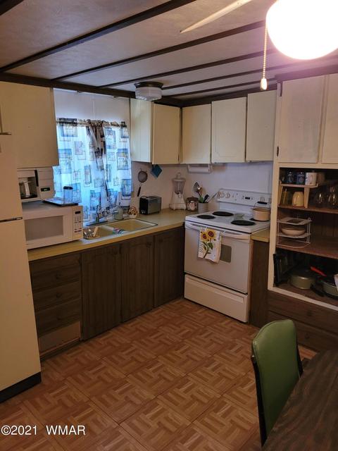 2973 Hunters Rd, Overgaard, AZ 85933 photo 1