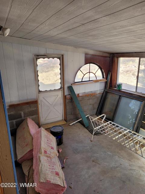 2059 E Chipmunk Xing, Overgaard, AZ 85933 photo 4