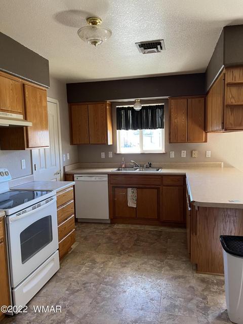 153 E 5th St, Eagar, AZ 85925 photo 6