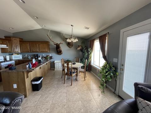 901 E Willow Ln, Taylor, AZ 85939 photo 5