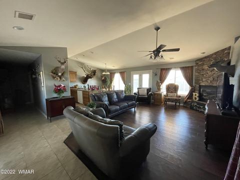 901 E Willow Ln, Taylor, AZ 85939 photo 6