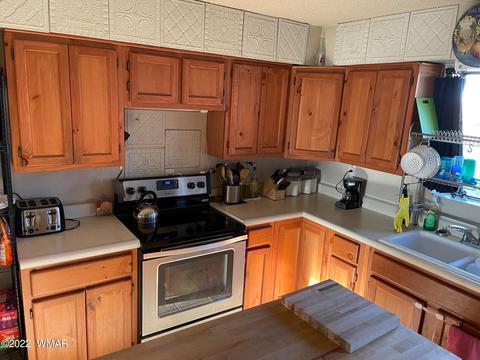 36 S Sheldon Ave, Springerville, AZ 85938 photo 2