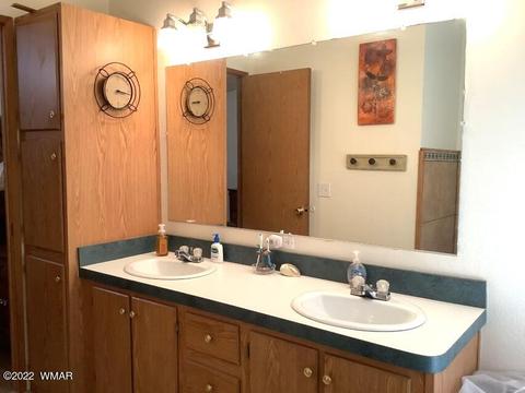 2020 Bird Ln, Overgaard, AZ 85933 photo 27
