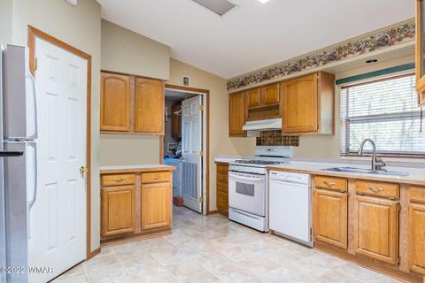 236 E 1st St, Eagar, AZ 85925 photo 7