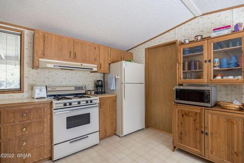 2970 Cozy Cir, Overgaard, AZ 85933 photo 19