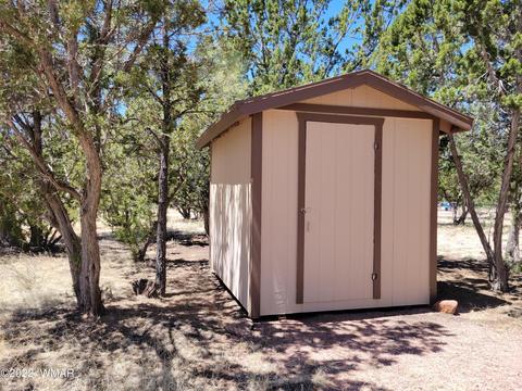 2970 Cozy Cir, Overgaard, AZ 85933 photo 13