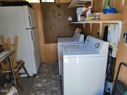 2271 Hanging Tree Ln, Overgaard, AZ 85933 photo 20