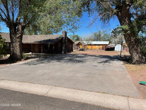 52 N Zuni St, Springerville, AZ 85938 photo 4