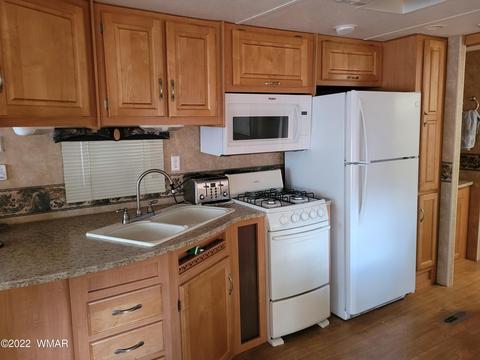 1930 Larson Apt 23 Rd, Lakeside, AZ 85929