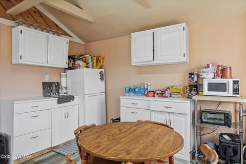300 S Mountain Ave, Springerville, AZ 85938 photo 11