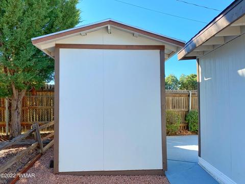 2704 Rustlers Roost Rd, Overgaard, AZ 85933 photo 16