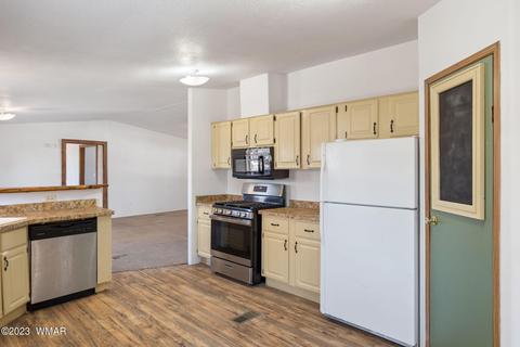 139 E 8th St, Eagar, AZ 85925 photo 9