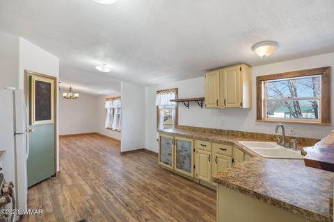 139 E 8th St, Eagar, AZ 85925 photo 7