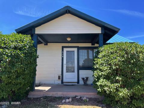 624 E Haulapai St, Springerville, AZ 85938