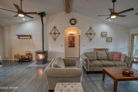 1835 Apache Pl, Show Low, AZ 85901 photo 3