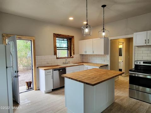 408 S Main St, Eagar, AZ 85925 photo 14