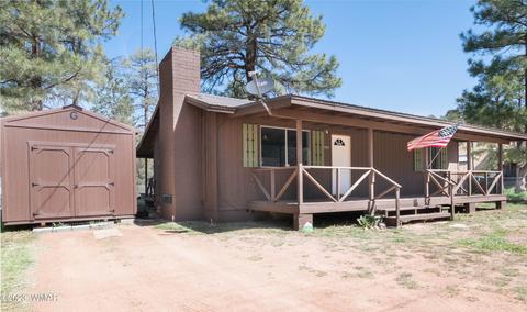 2054 Grey Squirrel Trl, Overgaard, AZ 85933