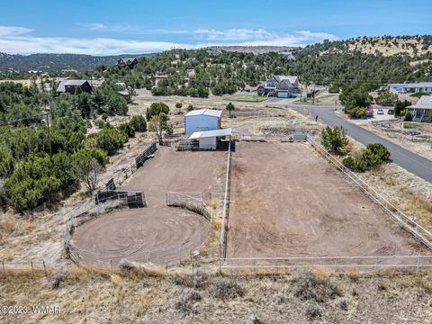 1065 Edith Dr, Eagar, AZ 85925