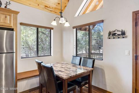 2745 Kittyhawk Ln, Overgaard, AZ 85933 photo 9