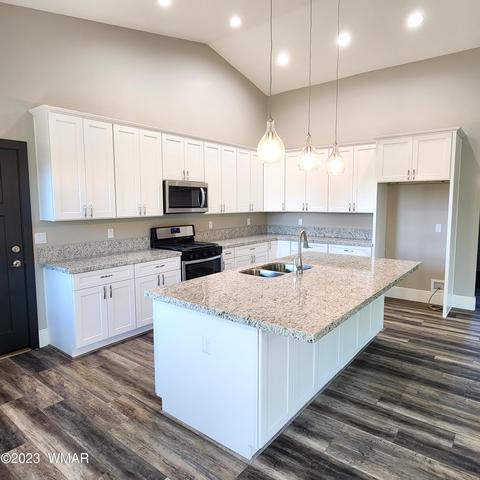 8237 Windward Dr, Show Low, AZ 85901 photo 6