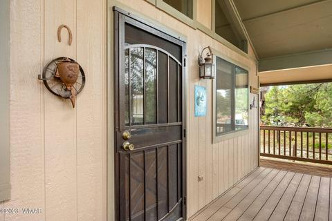 2143 Bluejay Rd, Overgaard, AZ 85933 photo 2