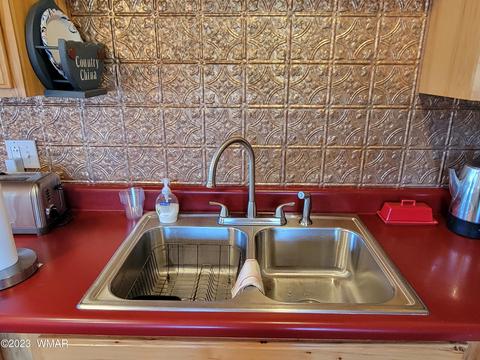 1316 S Pine St, Eagar, AZ 85925 photo 9