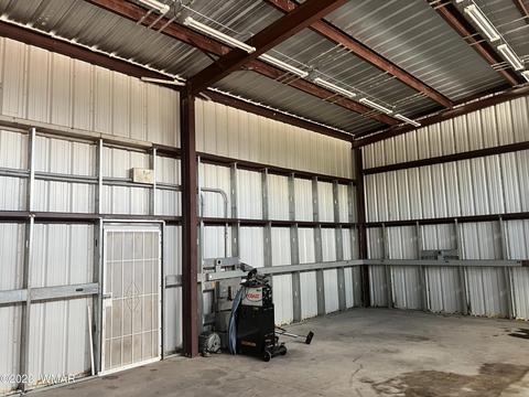 Exterior - 31 Co Rd, Concho, AZ 85924 photo 11 of 12