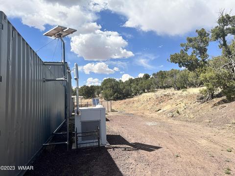 Exterior - 31 Co Rd, Concho, AZ 85924 photo 6 of 12