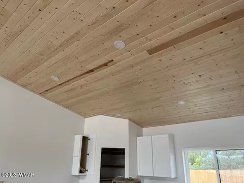 2279 Meadow Ln, Overgaard, AZ 85933 photo 2
