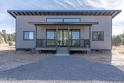 2279 Meadow Ln, Overgaard, AZ 85933