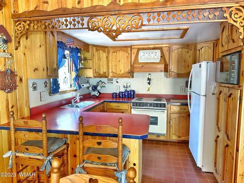 2140 N Woods Dr, Overgaard, AZ 85933 photo 16