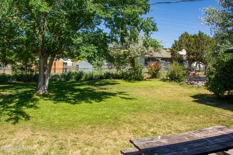 327 Brant St, Eagar, AZ 85925 photo 8