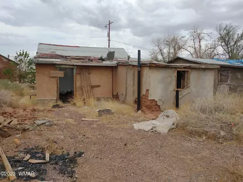 51 Baca St, Winslow, AZ 86047