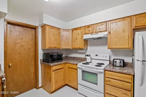 803 E Tori Cir, Springerville, AZ 85938 photo 8