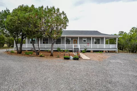 3 County Rd N3176, Vernon, AZ 85940