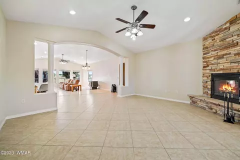 Living - 2202 E 24th St N St, Snowflake, AZ 85937 photo 2 of 2