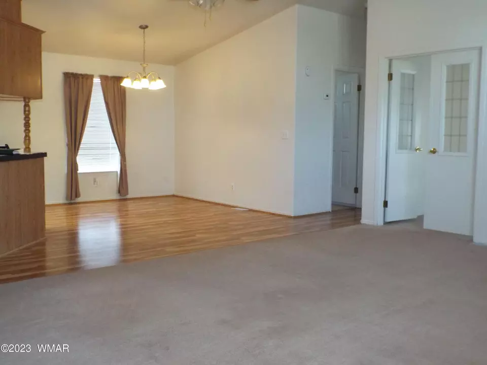  8452 Pinon Dr, Show Low, AZ 85901 photo 3
