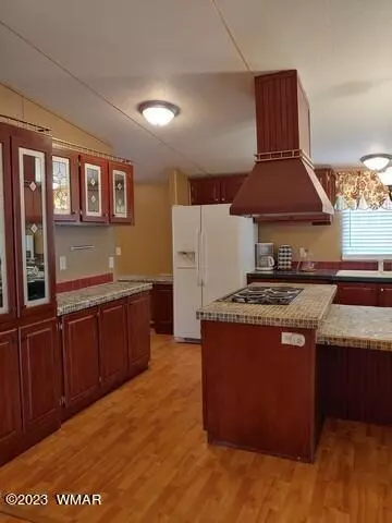 2062 Parker Ranch Rd, Show Low, AZ 85901
