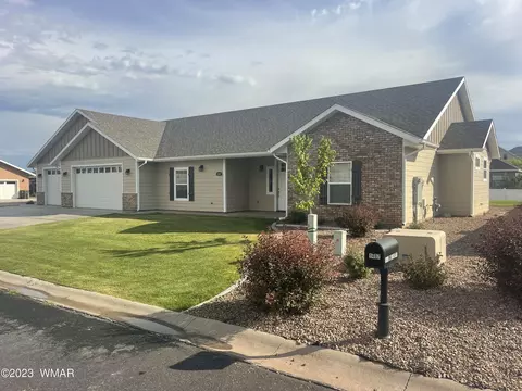 1467 Lobo Trl, Snowflake, AZ 85937