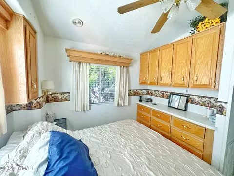 2219 Rodeo Rd, Overgaard, AZ 85933 photo 15