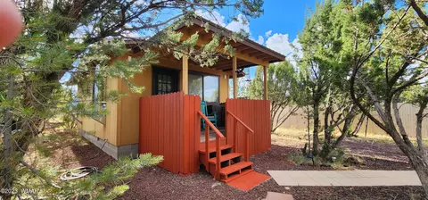 135 Co Rd 3148, Vernon, AZ 85940