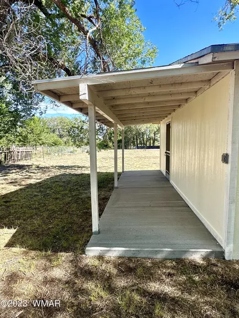 151 E 7th Pl, Eagar, AZ 85925 photo 2