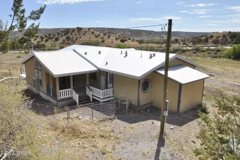 37101 Highway 61, Concho, AZ 85924