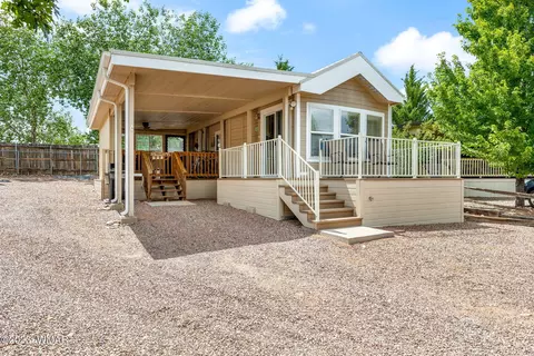 2700 Rustlers Roost Rd, Overgaard, AZ 85933 photo 1