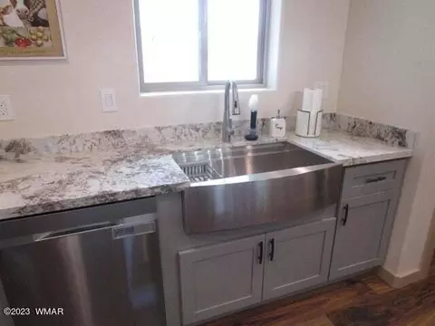 2235 Sitgreaves, Overgaard, AZ 85933 photo 4
